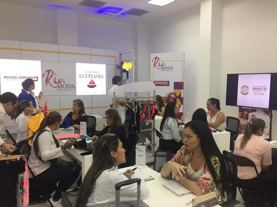 EMPRESARIOS DE RIOSUCIO PERTENECIENTES A CLUSTER DE MODA RECIBEN BENEFICIOS